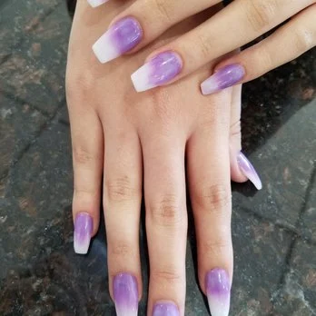 Lavender nail set with a delicate marble accent